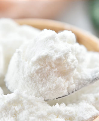 Estrazione del latte di cocco in polvere